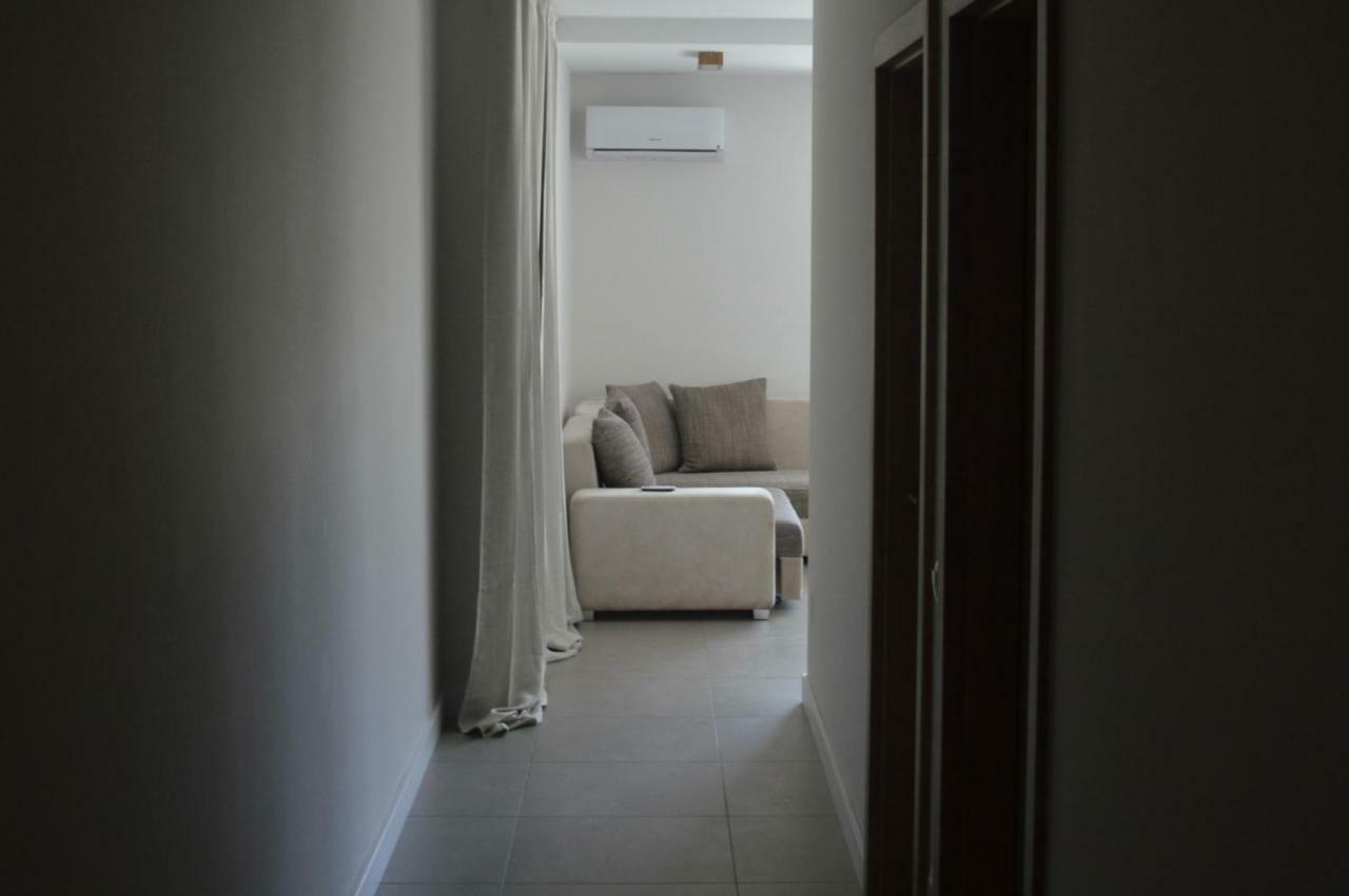 Oak Residents Siofok Apartment Bagian luar foto